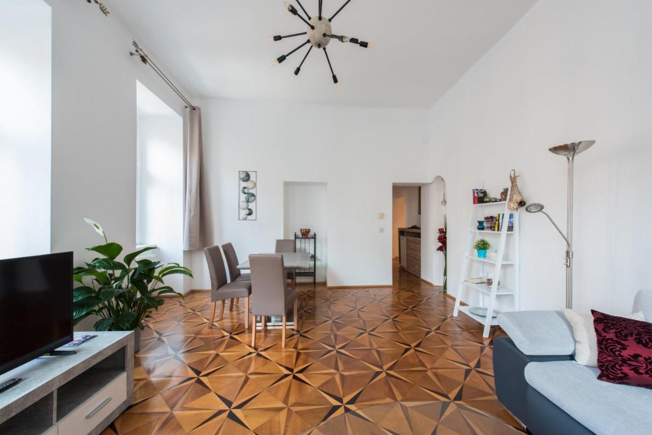 Belvedere Central Apartment Vídeň Exteriér fotografie